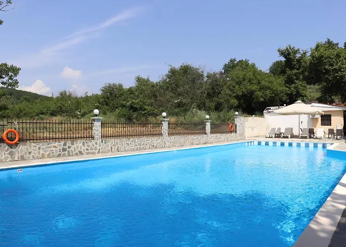 Kotza Ntere Axioúpolis